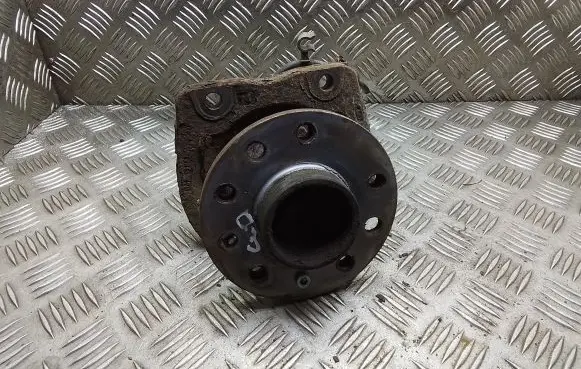 Opel Zafira B Rear wheel hub