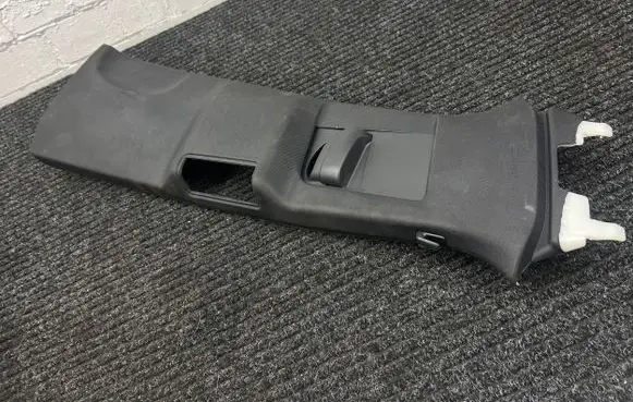 Volvo XC90 (B) pillar trim (top) 31651538 31651539