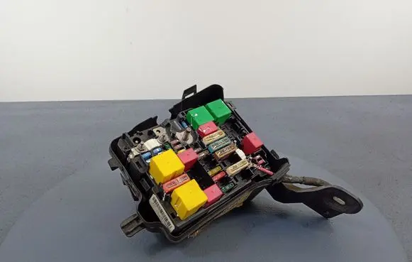 Peugeot 208 Fuse box set 4528128