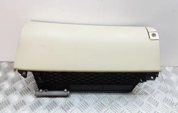 Lexus IS 220D-250-350 Glove box 5551353010
