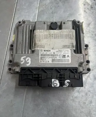 Peugeot 308 Engine control unit/module ECU 9677013180