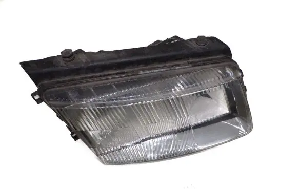 Volkswagen PASSAT B5 Headlight/headlamp 14742600