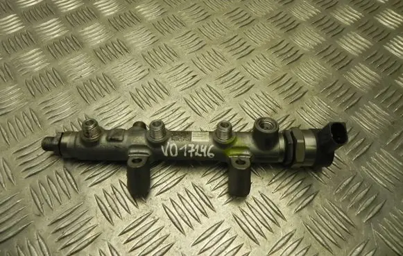 Audi A7 S7 4G Fuel distributor 059130090CN VD17246