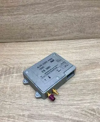 Audi A5 8T 8F Aerial antenna amplifier 8J0035456