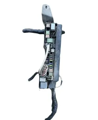 Toyota Avensis T250 Fuse box set 7058