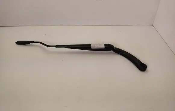 Ford Mustang VI Front wiper blade arm FR3B17B589AA