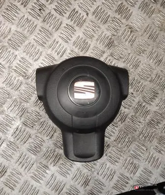 Seat Leon (1P) Steering wheel airbag 1P0880201D