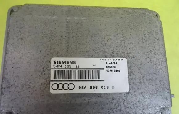 Audi A3 S3 8L Engine control unit/module 06A906019D
