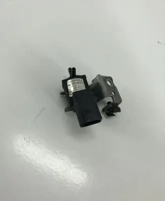 Seat Ibiza IV (6J,6P) Turbo solenoid valve 03P131051A 037906283C