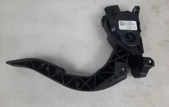 Audi A6 S6 C7 4G Accelerator throttle pedal 8K1723523A