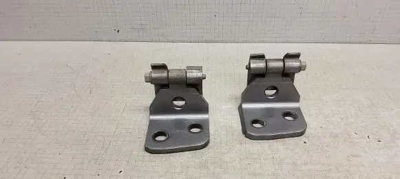 BMW X3 E83 Rear door hinge set 3402821