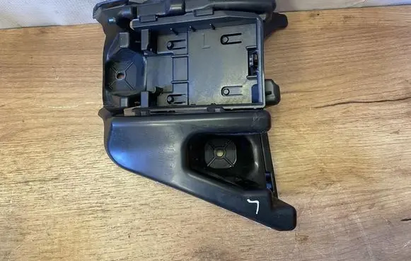 Skoda Elroq Rear bumper mounting bracket 5LJ807393A