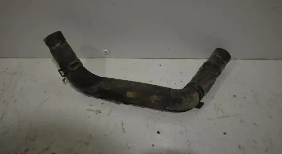 Volkswagen Touran I Engine coolant pipe/hose
