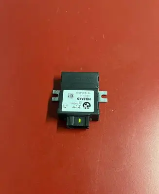 BMW X3 G01 Fuel injection pump control unit/module 8488591 16148488591 1814354632
