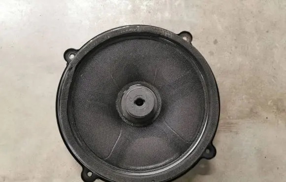Chevrolet Corvette Front door speaker 23445311