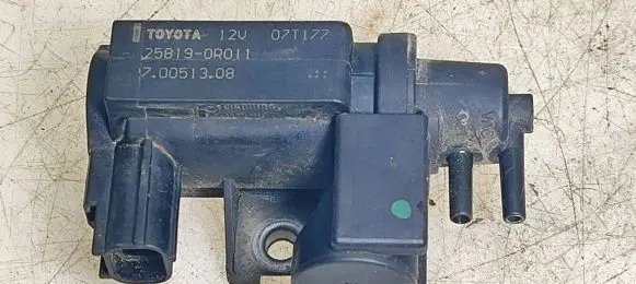 Toyota Avensis T250 Turbo solenoid valve 258190R011 70051308