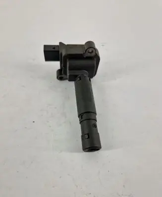 Mercedes-Benz C W203 High voltage ignition coil A0001501580
