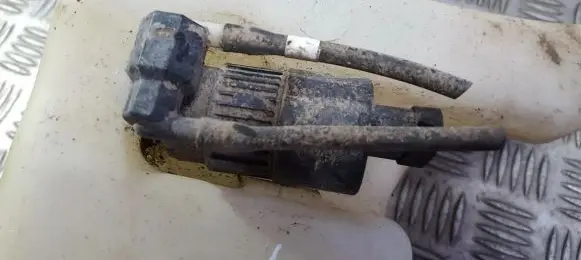Renault Espace III Windscreen/windshield washer pump