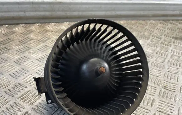 Ford Fiesta Heater fan/blower 3137231000 0130115551 VP8E2H18456AA