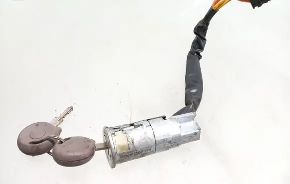Renault Twingo I Ignition lock 417924E F3897