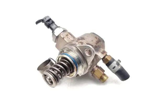 Skoda Rapid (NH) Fuel injection high pressure pump 03C127026P