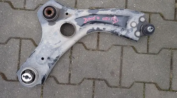 Nissan Juke II F16 Front lower control arm/wishbone 