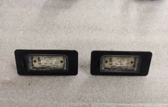 BMW X6 E71 Number plate light 7193293 1046422288
