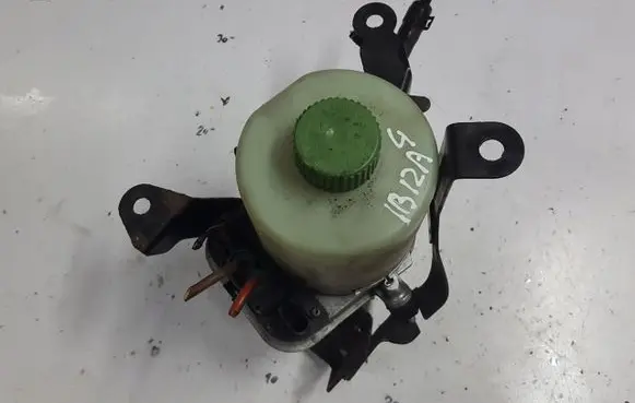 Seat Ibiza IV (6J,6P) Power steering pump