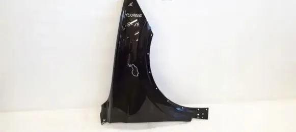 Volkswagen Touareg III Fender