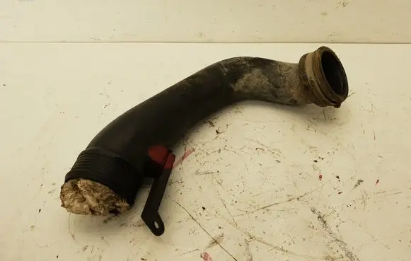 Volvo XC70 Intercooler hose/pipe 30741667