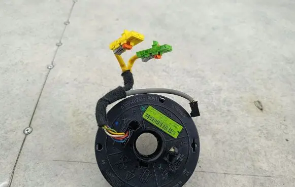 Mercedes-Benz A W169 Airbag slip ring squib (SRS ring) 