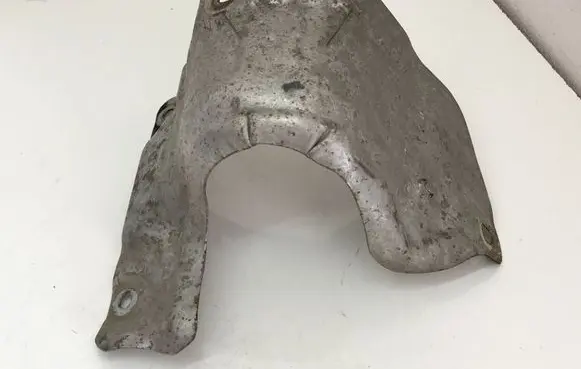 Peugeot 3008 I Exhaust heat shield 9805502580