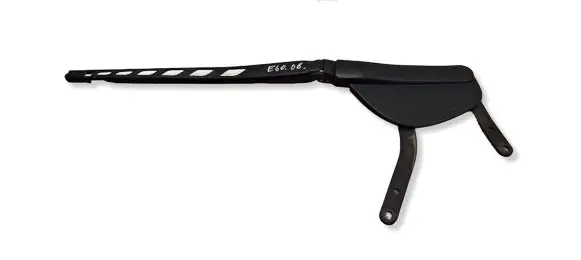 BMW 5 E60 E61 Front wiper blade arm 7035103