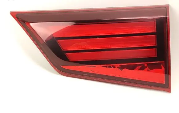 Mitsubishi Outlander Tailgate rear/tail lights W2558