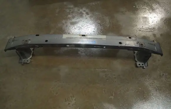Toyota Verso Front bumper cross member