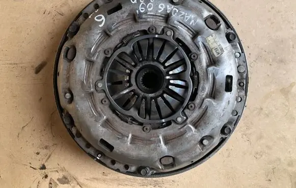 Mazda 6 Clutch set kit R2A116610B 100820021739 100209022596