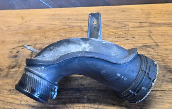 Intercooler hose/pipe