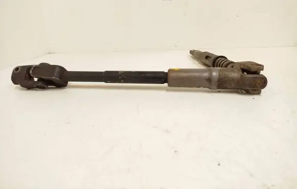 Volkswagen Transporter - Caravelle T4 Steering column universal joint 951B
