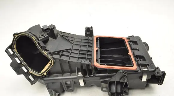 Mercedes-Benz GLC C253 Air filter box A2540900400