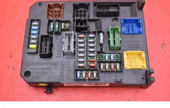 Peugeot 508 RXH Fuse box set 9664992380