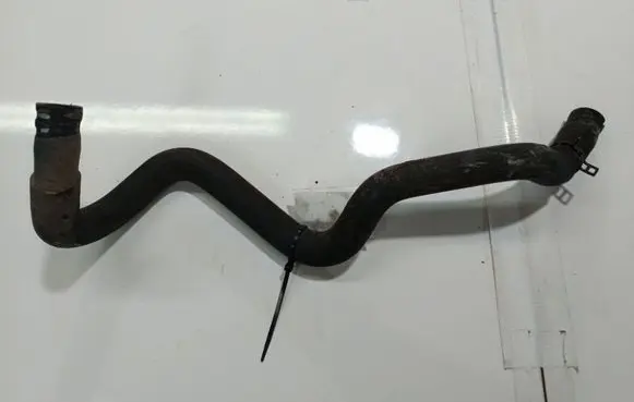 Mazda 3 I Engine coolant pipe/hose 