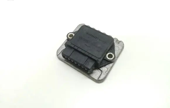 Volkswagen Polo I 86 Ignition amplifier control unit 191905351B
