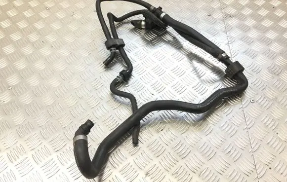 Mercedes-Benz E W211 Engine coolant pipe/hose A2118302396
