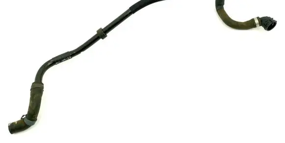 Engine coolant pipe/hose