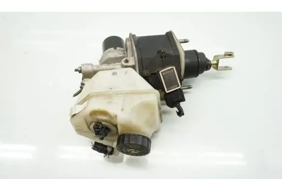 Mercedes-Benz E W211 Master brake cylinder A2114300302