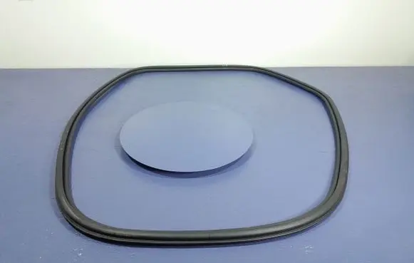 Volvo S90, V90 Front door rubber seal 