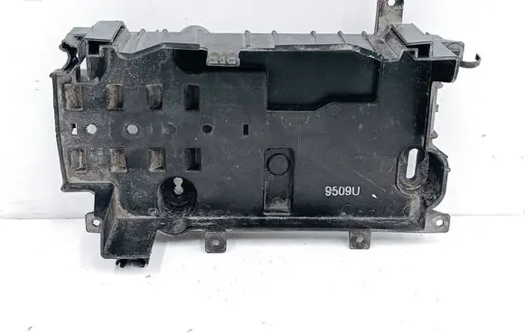 Buick Encore I Battery tray 42334926