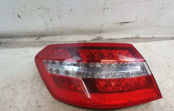 Mercedes-Benz E W212 Rear/tail lights A2129066801