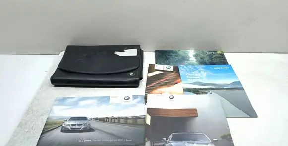 BMW 3 E90 E91 Owners service history hand book 