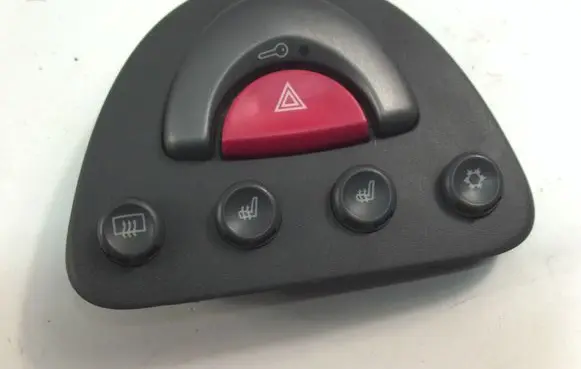 Smart ForTwo I Hazard light switch 0010283V003C73